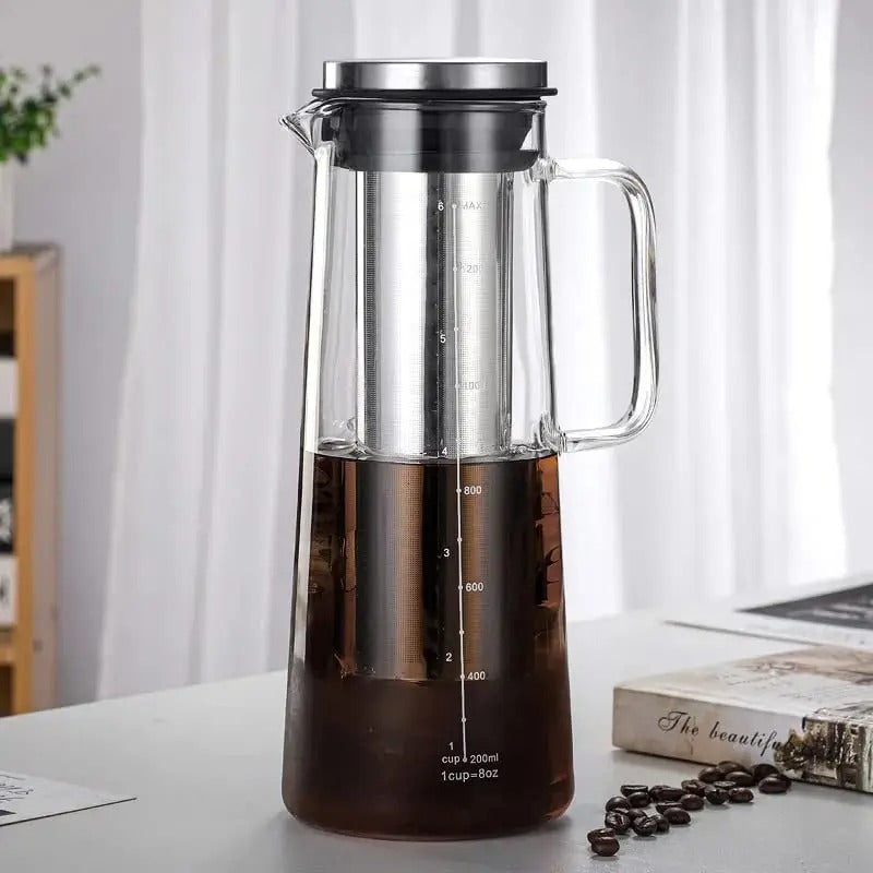 Airtight Cold Brew Coffee Maker and Tea Infuser 1L
